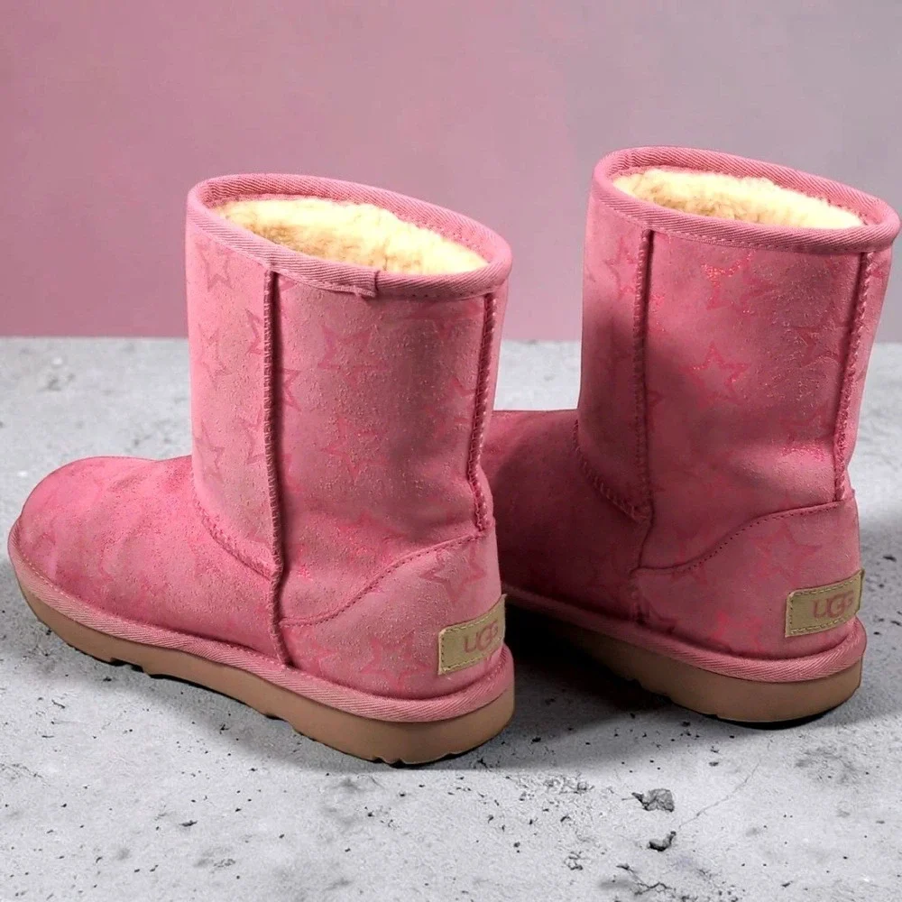 UGG Classic Short II Pink Glitter Star Boots Size 3 Kids Youth‎ 1157712K Cozy
